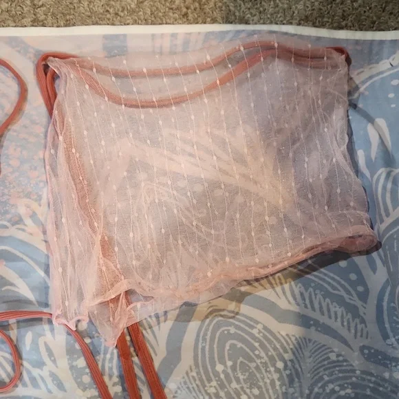 Pink Bikini - Picture 6 of 7